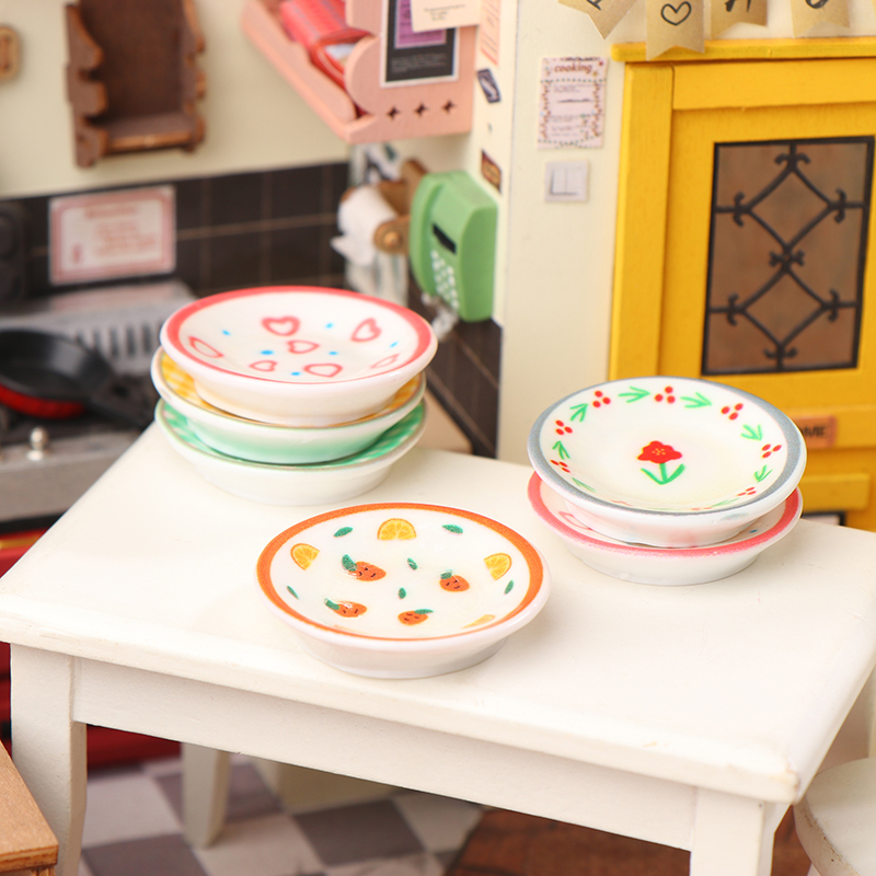 Mini assiettes pour maison de  - Dollhouse Furniture Set avis et prix