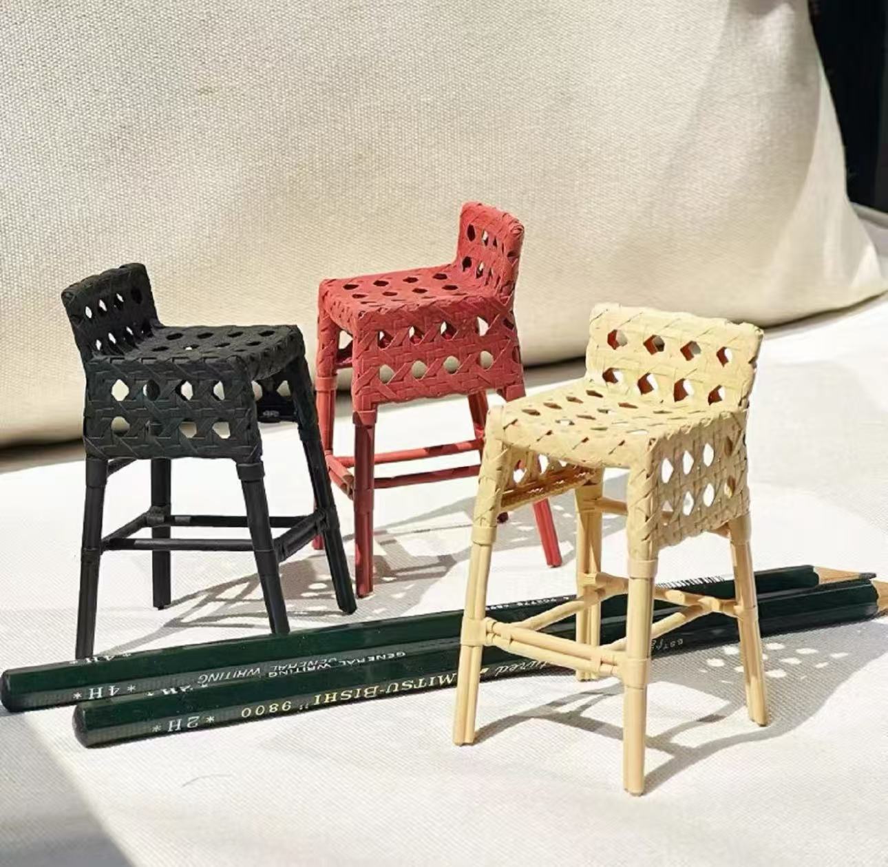 Ensemble de chaises Windsor vi - Dollhouse Furniture Set avis et prix